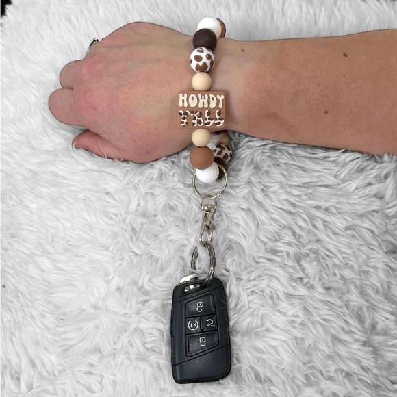Howdy Y’all Silicone Wristlet Keychain - Picture 3 of 3